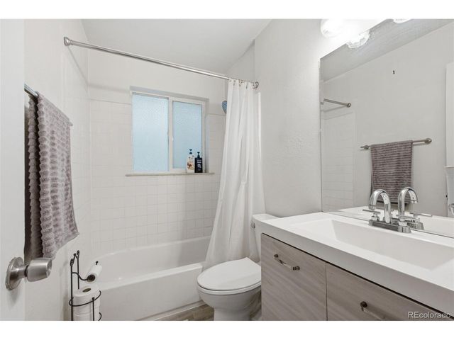 1164 Dallas St, Aurora, CO 80010