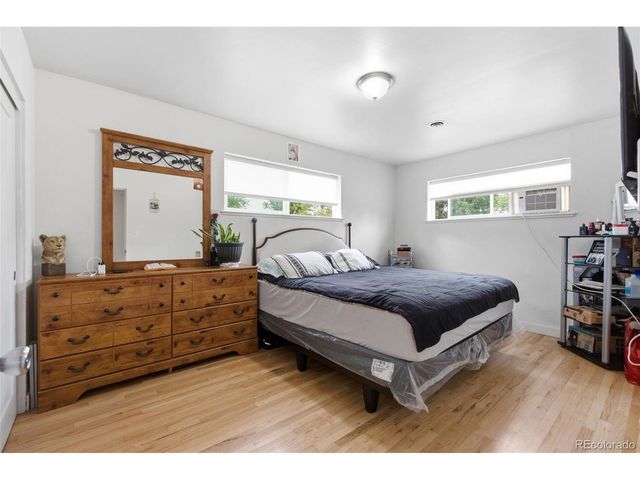 1164 Dallas St, Aurora, CO 80010