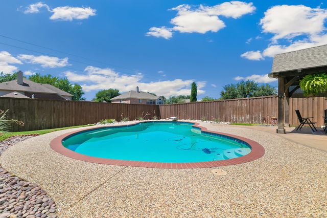 2406 Echo Court, Rowlett, TX 75088