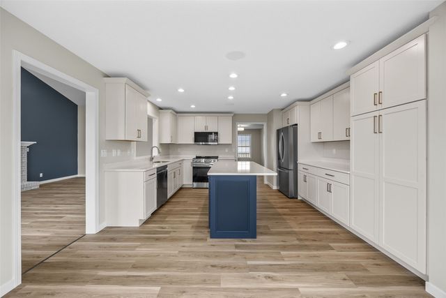 90 Partridge Avenue, Marion, IA 52302