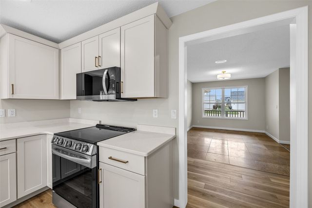 90 Partridge Avenue, Marion, IA 52302