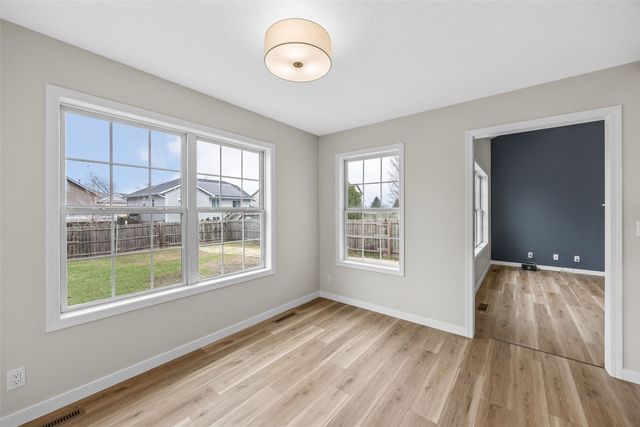 90 Partridge Avenue, Marion, IA 52302