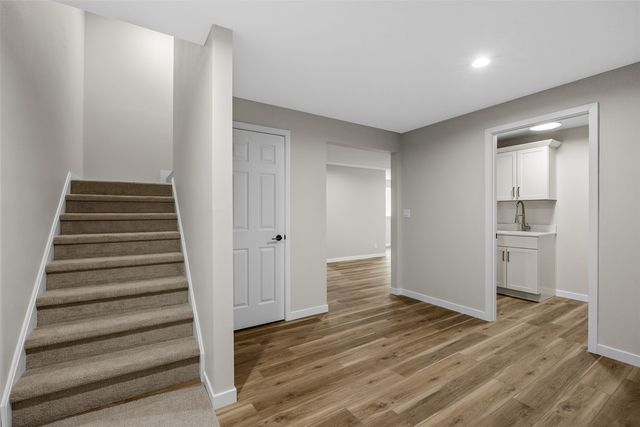 90 Partridge Avenue, Marion, IA 52302