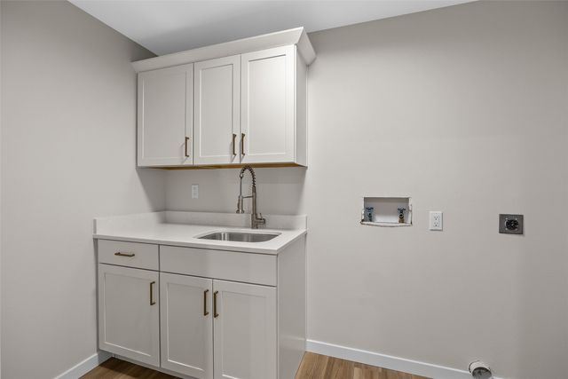 90 Partridge Avenue, Marion, IA 52302