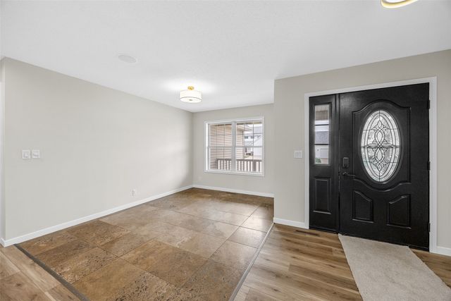 90 Partridge Avenue, Marion, IA 52302