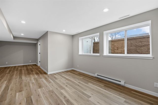 90 Partridge Avenue, Marion, IA 52302