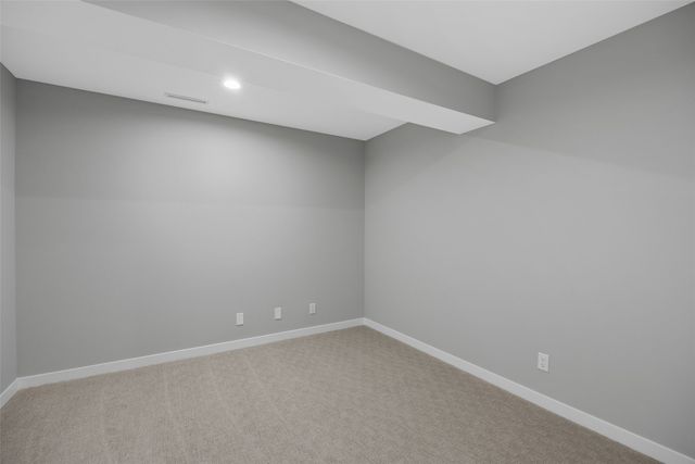 90 Partridge Avenue, Marion, IA 52302