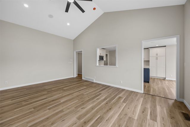 90 Partridge Avenue, Marion, IA 52302