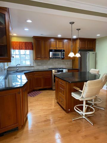 659 ROBERTS AVE, Glenside, PA 19038