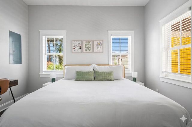 23 H Street, Charleston, SC 29403