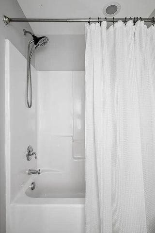 23 H Street, Charleston, SC 29403