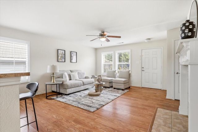 6143 Balcony Lane, Dallas, TX 75241