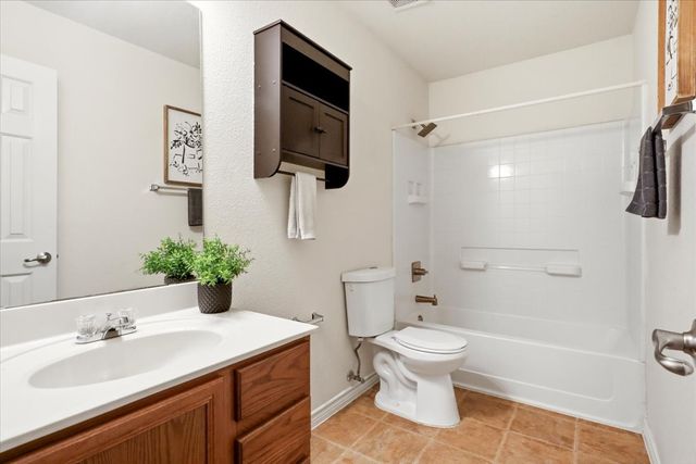 6143 Balcony Lane, Dallas, TX 75241