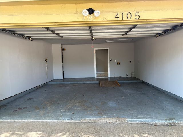 4105 Gentle Springs Drive, Arlington, TX 76001