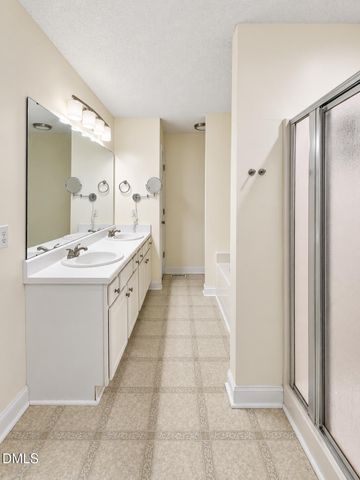 1025 Feldmen Drive, Raleigh, NC 27603