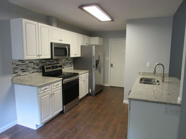 138 Kensington Way, Aberdeen, NC 28315