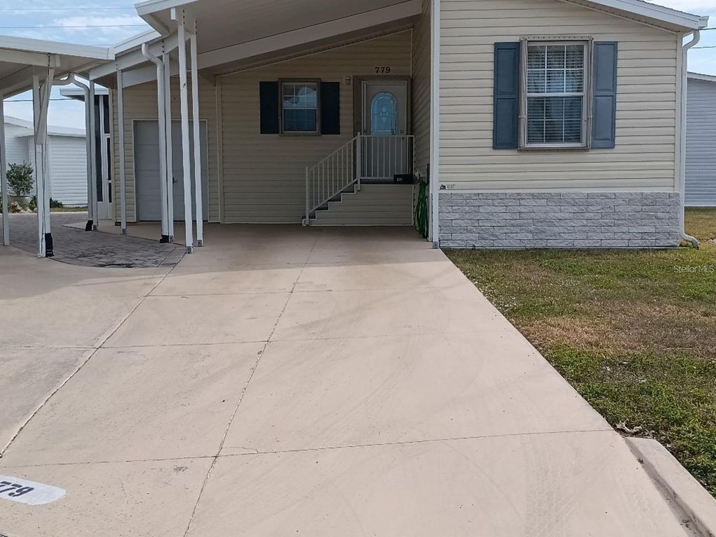779 N GREEN CIRCLE, Venice, FL 34285