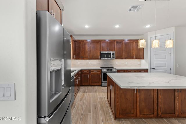 1041 N 371ST Lane, Tonopah, AZ 85354