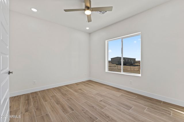 1041 N 371ST Lane, Tonopah, AZ 85354