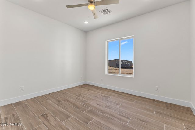 1041 N 371ST Lane, Tonopah, AZ 85354