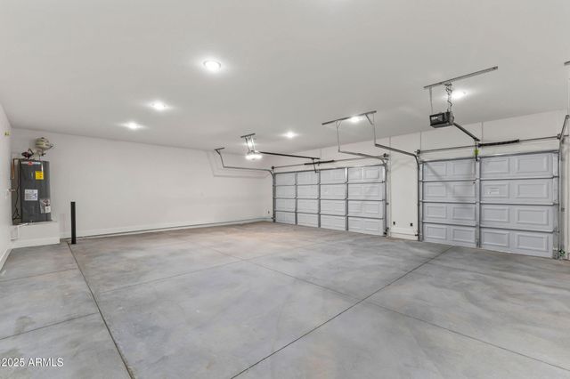 1041 N 371ST Lane, Tonopah, AZ 85354