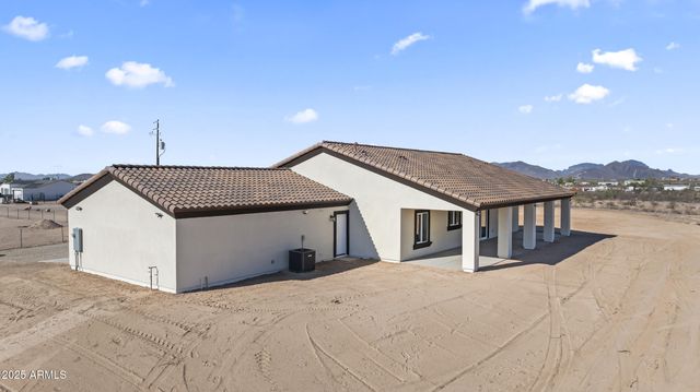 1041 N 371ST Lane, Tonopah, AZ 85354
