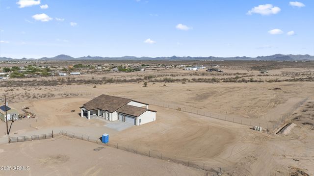 1041 N 371ST Lane, Tonopah, AZ 85354
