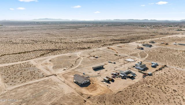 1041 N 371ST Lane, Tonopah, AZ 85354