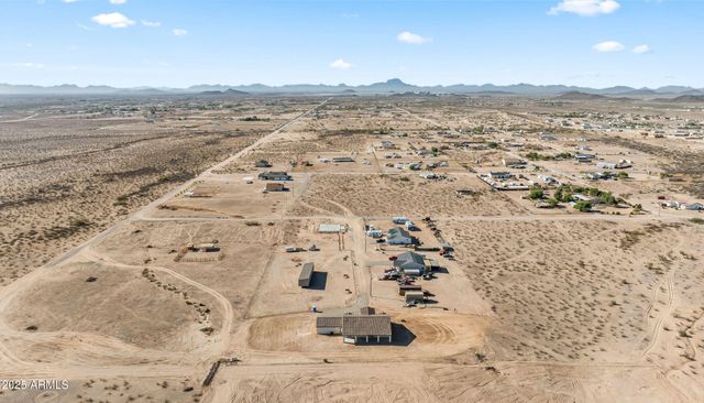 1041 N 371ST Lane, Tonopah, AZ 85354