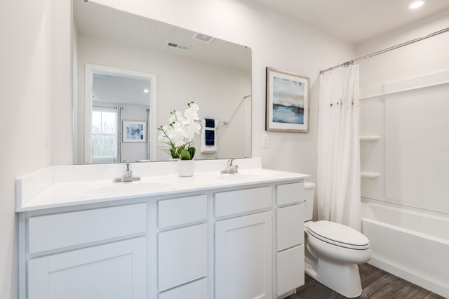 425 Audusson Dr, Antioch, TN 37013