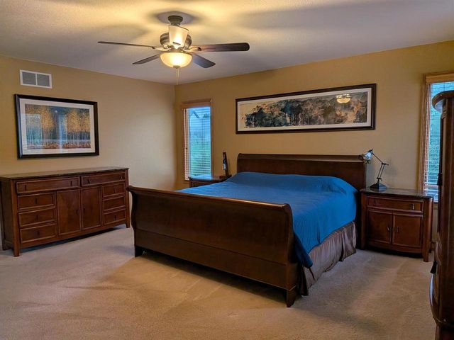 802 Chickadee Drive, Cambridge, WI 53523