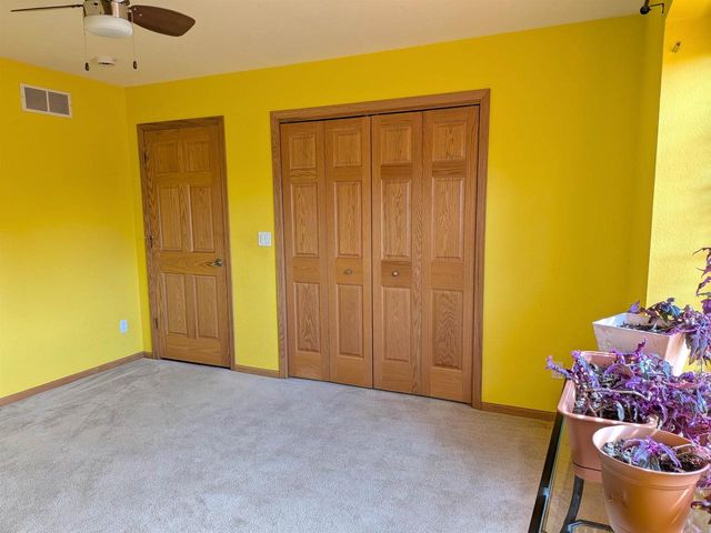 802 Chickadee Drive, Cambridge, WI 53523