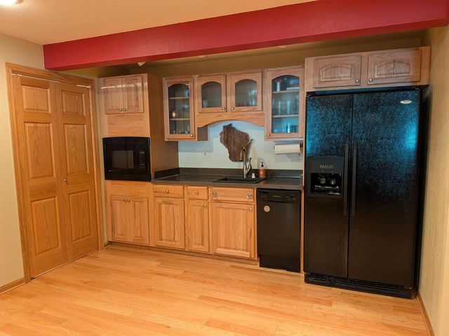 802 Chickadee Drive, Cambridge, WI 53523