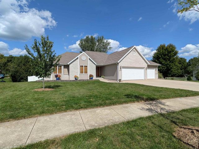 802 Chickadee Drive, Cambridge, WI 53523