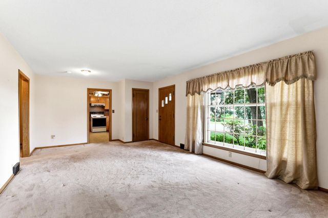 13176 Point Douglas Drive S, Hastings, MN 55033