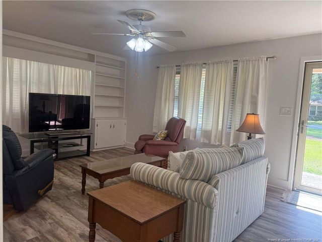 100 McRae Street, Red Springs, NC 28377