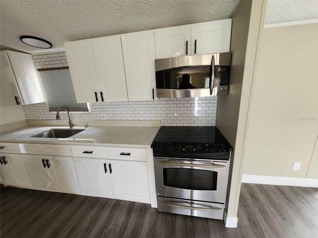 9653 4TH AVENUE, Orlando, FL 32824