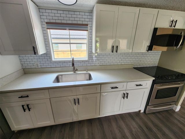 9653 4TH AVENUE, Orlando, FL 32824