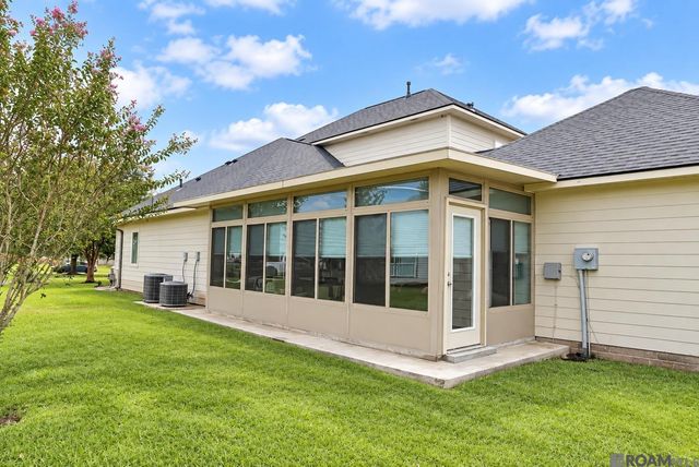 13255 Hodges Dr, Geismar, LA 70734