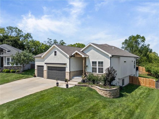 14178 S Pickering Street, Olathe, KS 66061