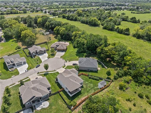 14178 S Pickering Street, Olathe, KS 66061