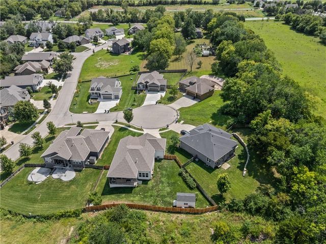 14178 S Pickering Street, Olathe, KS 66061
