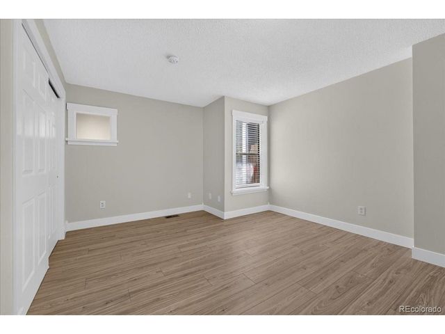 982 S Dearborn Way 10, Aurora, CO 80012