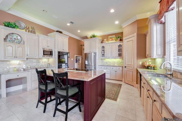 7409 Rue Henri, Baton Rouge, LA 70806