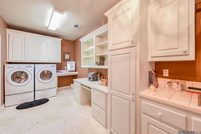 7409 Rue Henri, Baton Rouge, LA 70806