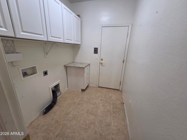 419 W PICKET POST Drive, Superior, AZ 85173