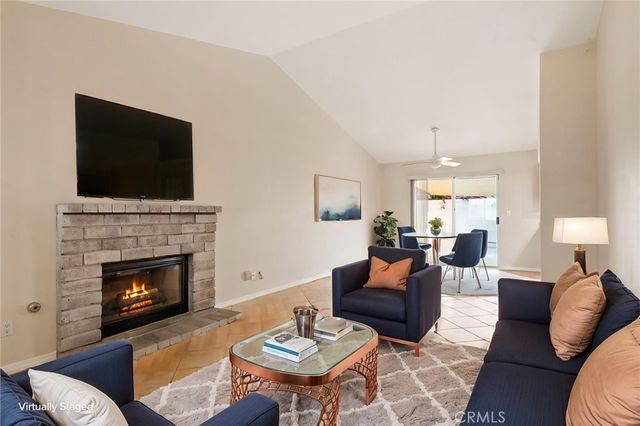 1093 Merced Way, Hemet, CA 92545