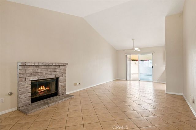 1093 Merced Way, Hemet, CA 92545