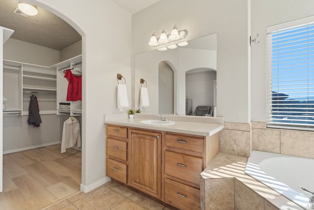 2516 S 2350 E, St. George, UT 84790