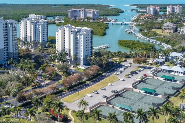 445 Cove Tower DR 1001, Naples, FL 34110